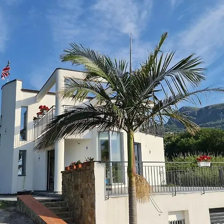 Bed and breakfast Assabinirica