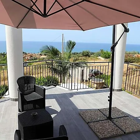 Bed & Breakfast Assabinirica 4*